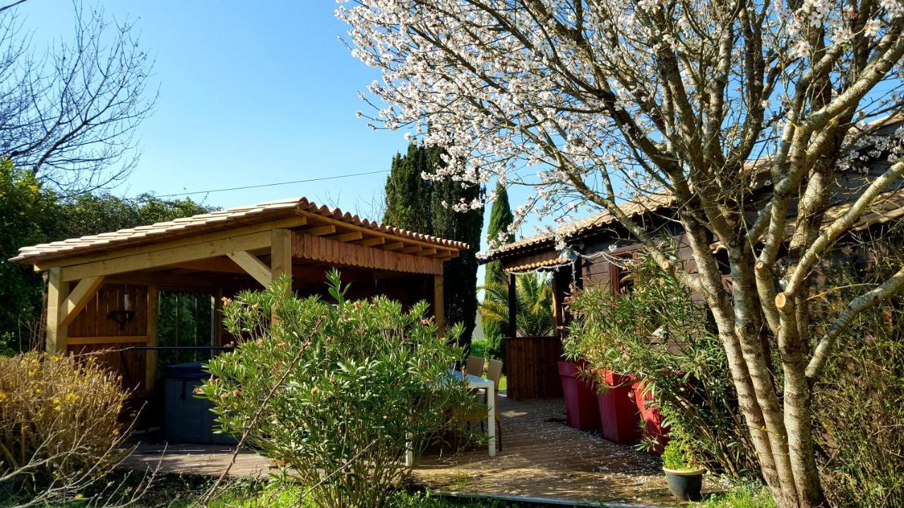 Le Bassin Du Tertre Bed & Breakfast Fronsac  ภายนอก รูปภาพ