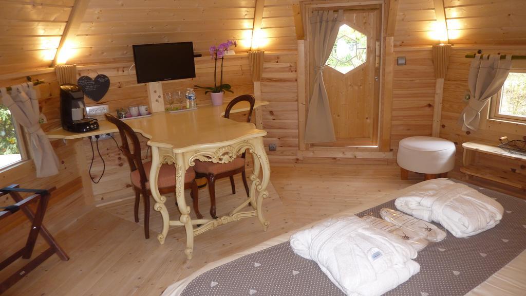 Le Bassin Du Tertre Bed & Breakfast Fronsac  ห้อง รูปภาพ